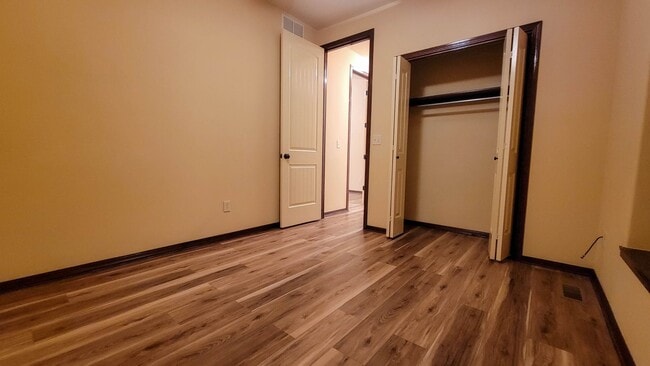 Building Photo - 6614 N Upchurch