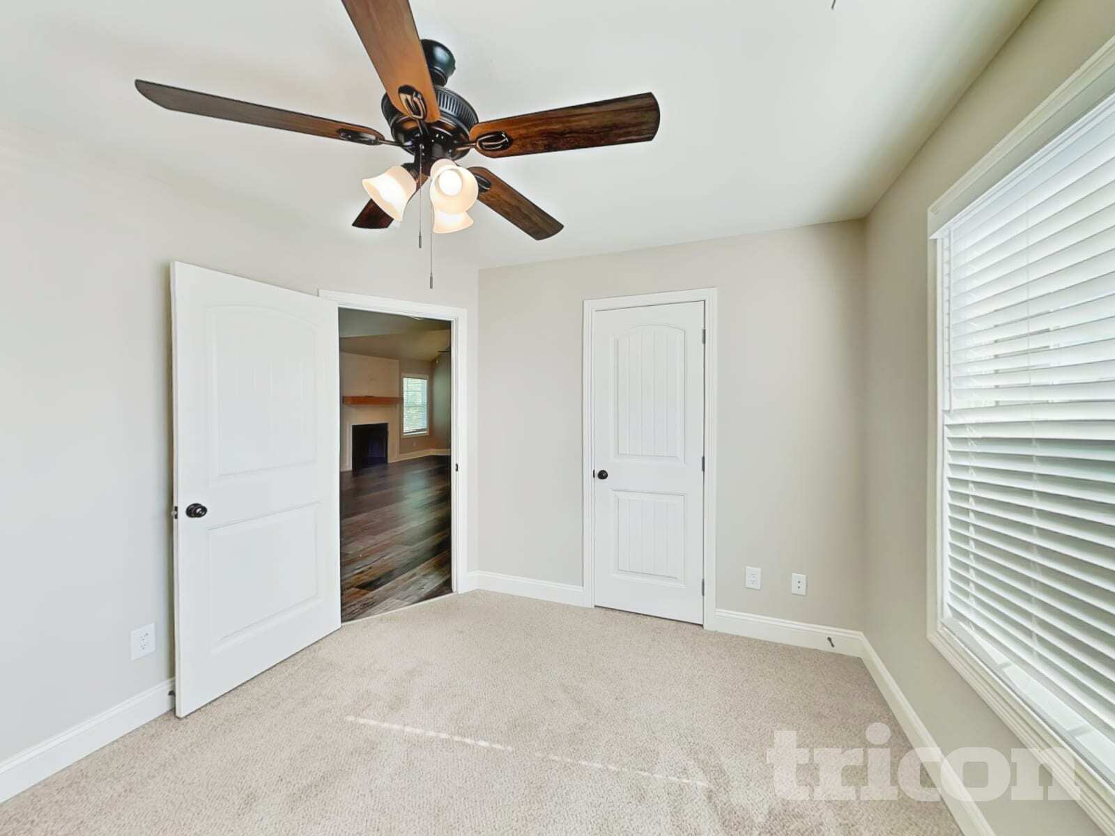 Building Photo - 492 Woodtrace Dr
