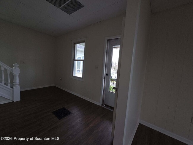 Building Photo - 138 Charles St