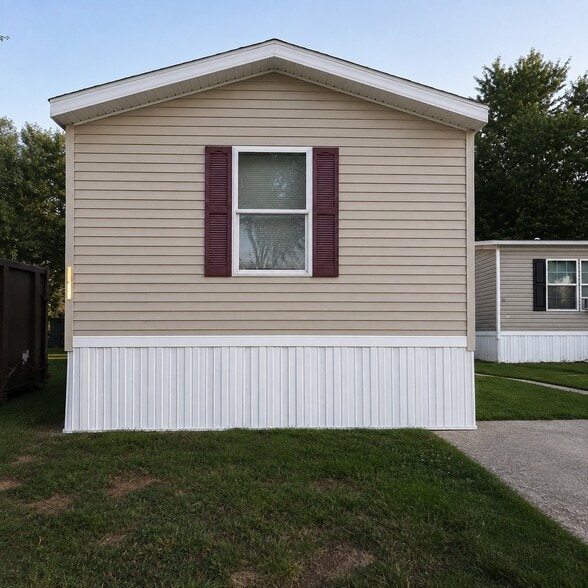 Building Photo - 97 Deerwood Park