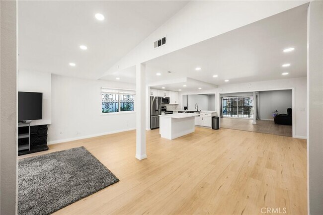 Building Photo - 13509 Destino St
