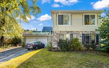 Building Photo - 80th Street Duplex
