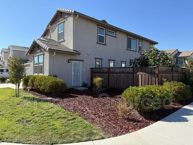 Building Photo - 2703 Rabbit Holw Dr