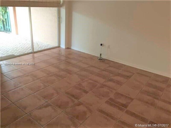 Building Photo - 6865 SW 164th Ct