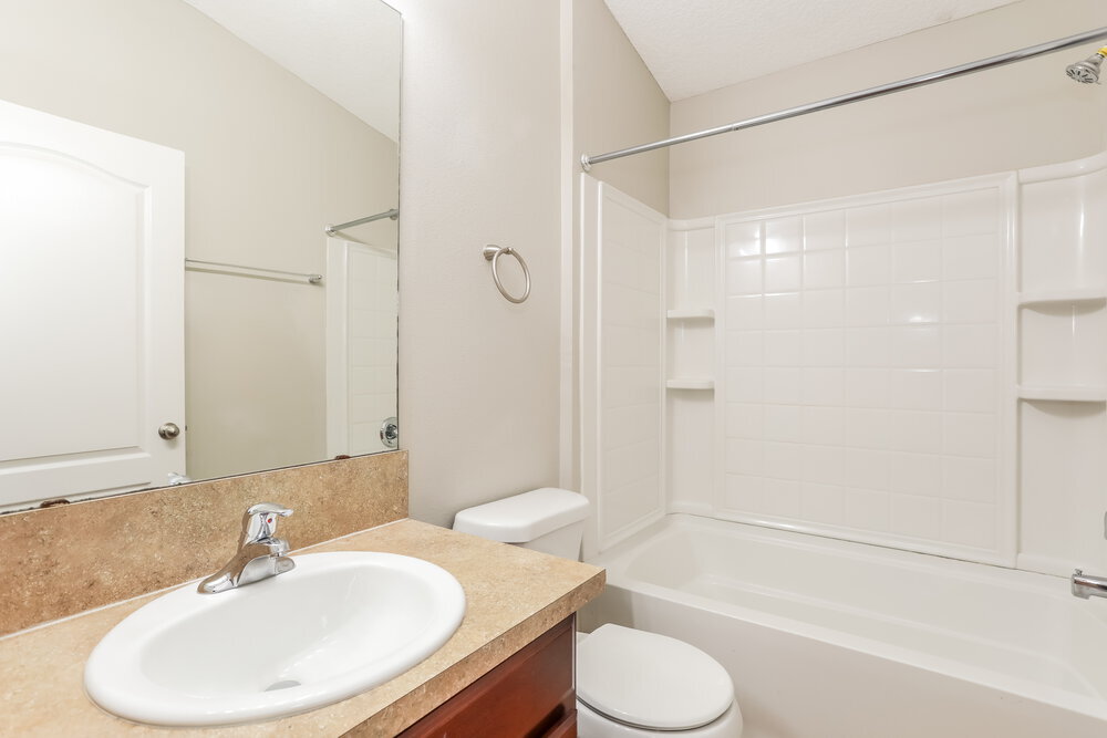 Building Photo - 1716 Hollow Glen Dr