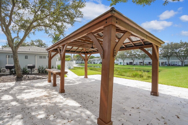 Building Photo - 16207 Sierra Palms Dr