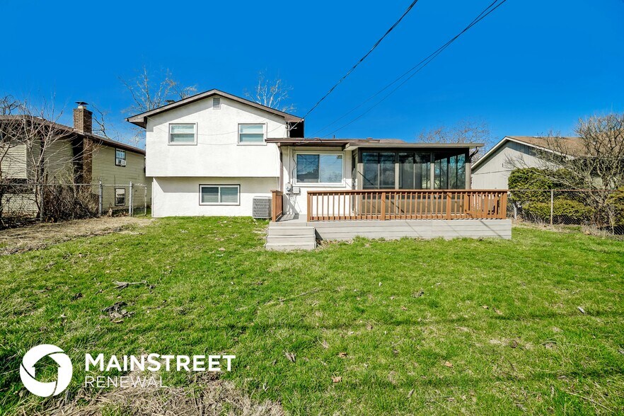 Building Photo - 5412 Aqua St