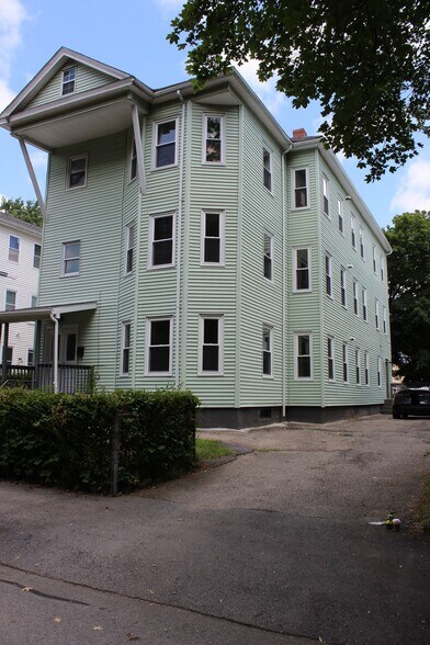 Driveway - 25 Wyman St