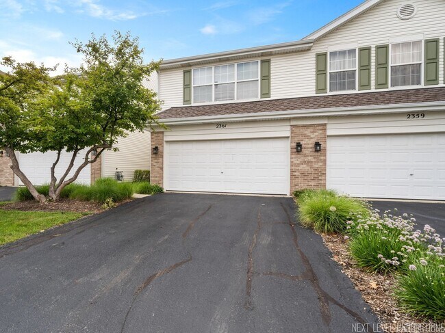Building Photo - 2361 Stoughton Cir