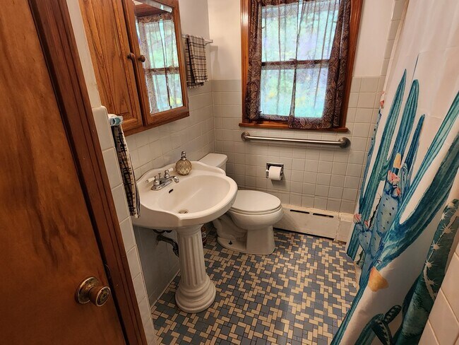 Building Photo - 7522 Utegg Rd