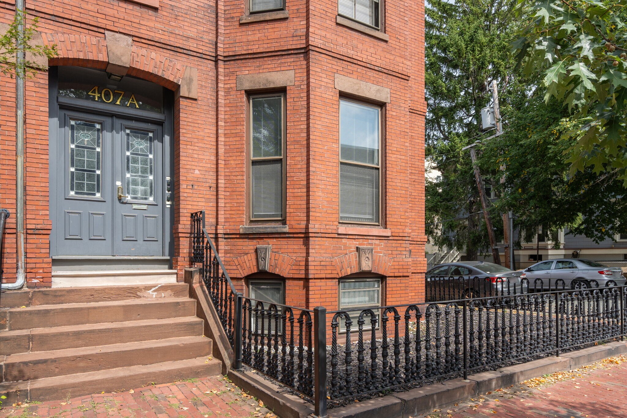 Building Photo - 407A Broadway