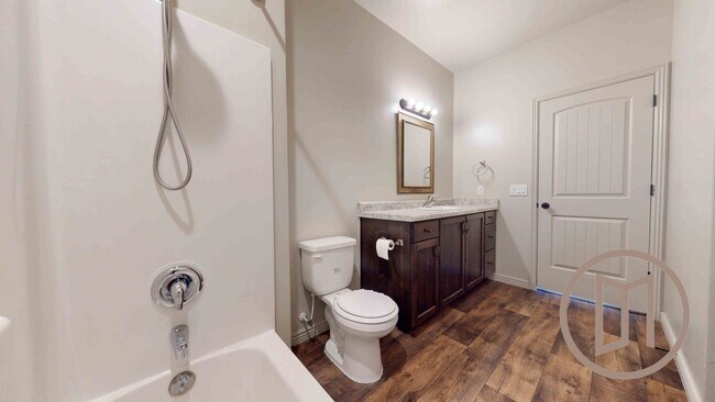 Building Photo - Beautiful home in Little Valley