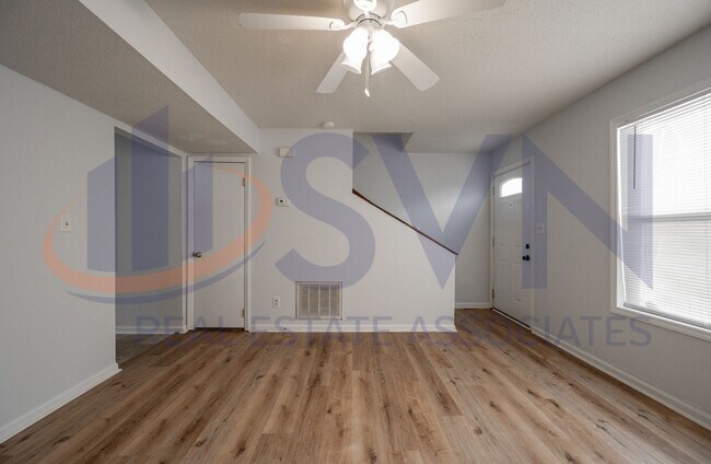 Building Photo - 407 S Merritt Mill Rd