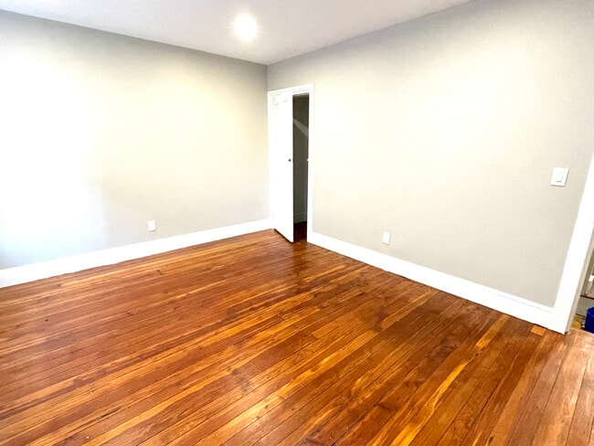 Building Photo - 4680 Umbria St