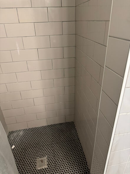 Building Photo - 1657 Commonwealth Ave