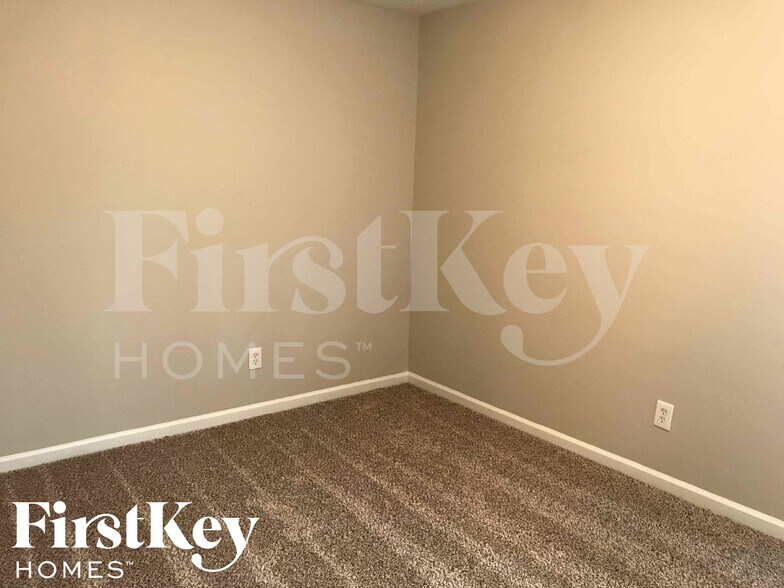 Building Photo - 35 Riverbend Trail