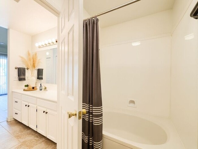 Building Photo - 3BR w/ Top-Floor Privacy near Jordan River Parkway Trail