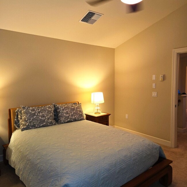 Building Photo - Gorgeous free standing luxury Hokulani Golf Villa fully furnished 3/2.5 for rent