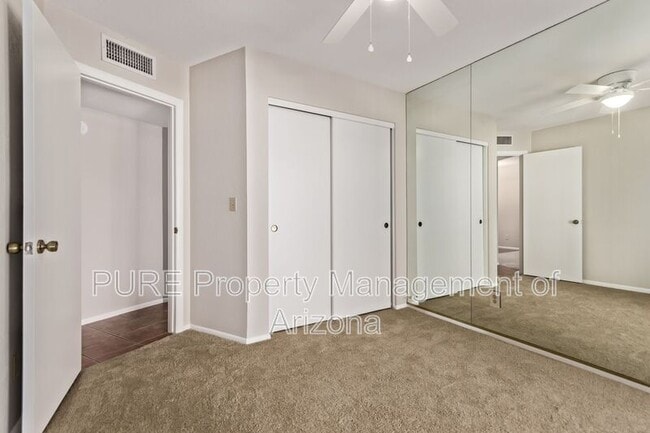 Building Photo - 8625 E Belleview Pl