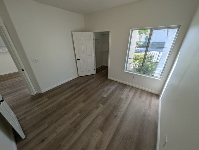 Building Photo - 10001 Crimson Palisades Pl