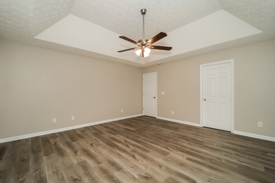 Building Photo - 208 Arbor Creek Dr