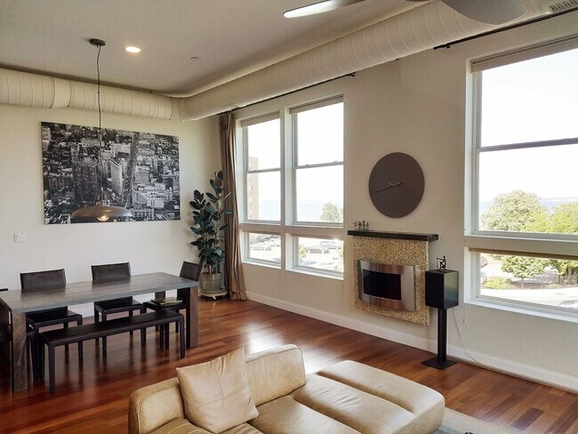 Building Photo - 10 Ocean Ave