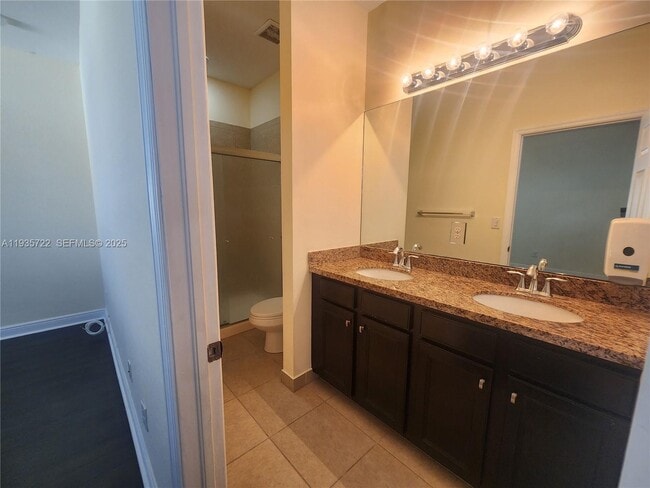 Building Photo - 14640 SW 15th St