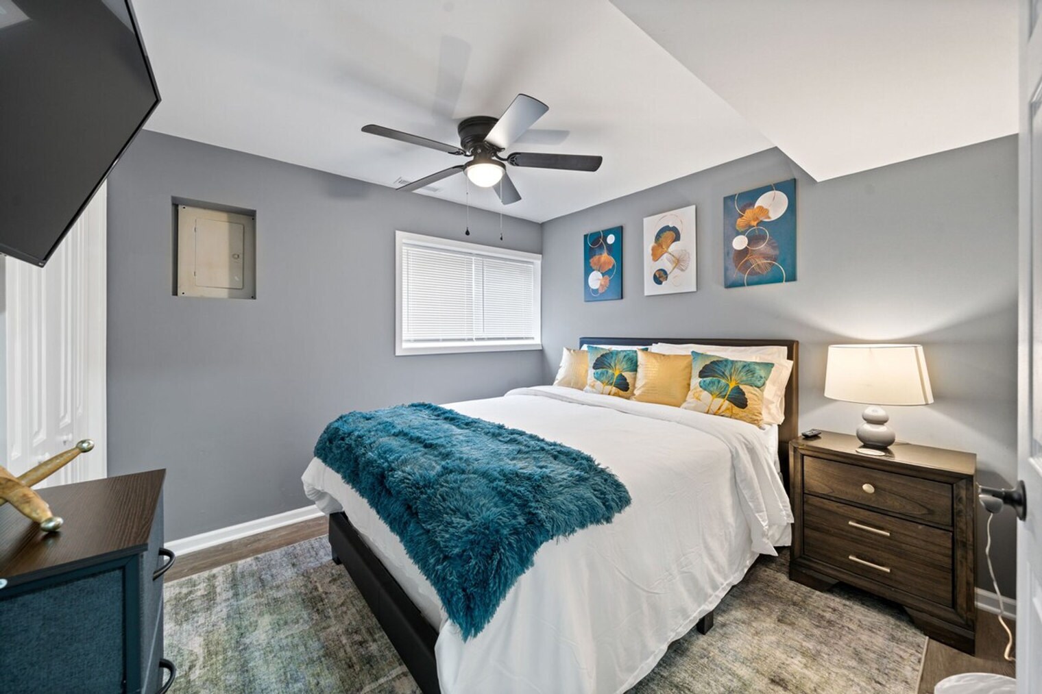 Building Photo - 3755 W 75th Ct