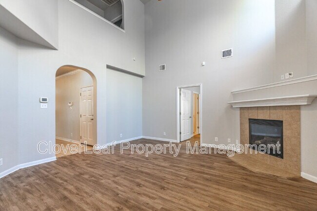 Building Photo - 9107 Los Sonoma Rio