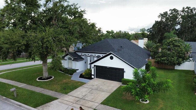 Building Photo - 28739 Raleigh Pl