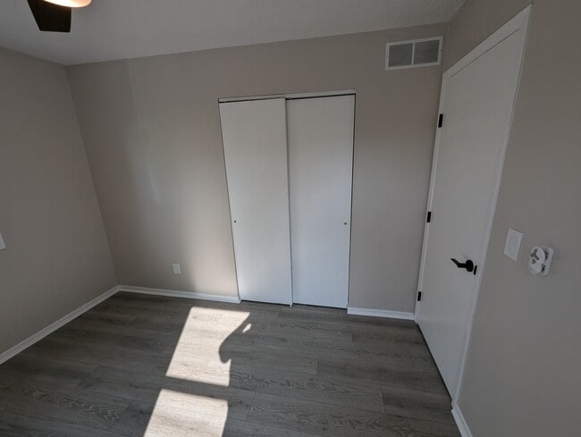 Bedroom 1 - 28 Cheshire St