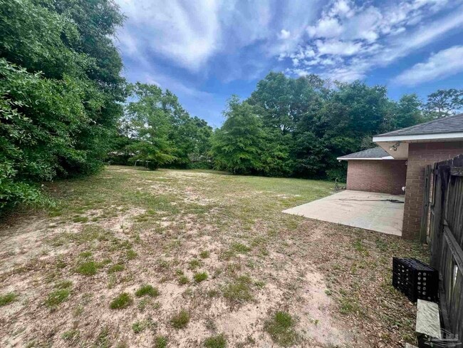 Building Photo - 6204 Silver Oak Dr