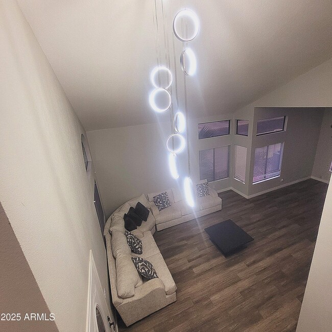 Building Photo - 11001 W Crimson Ln