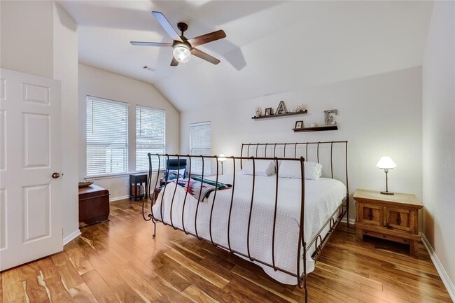 Building Photo - 1426 Gracy Dr