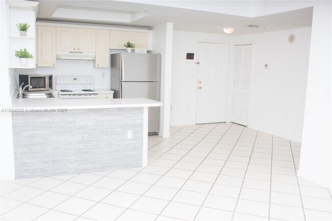 Building Photo - 3500 Coral Wy