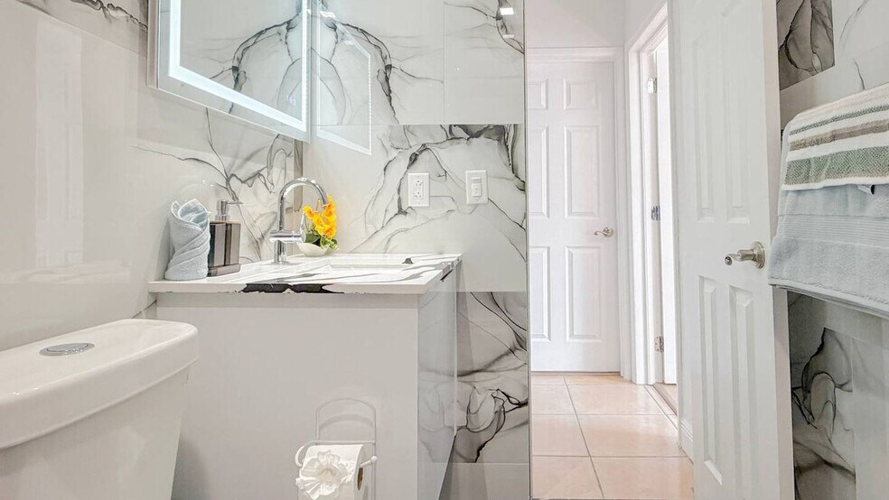 Building Photo - 340 Tamiami Canal Rd