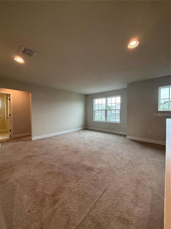 Building Photo - 4420 Silver Creek St