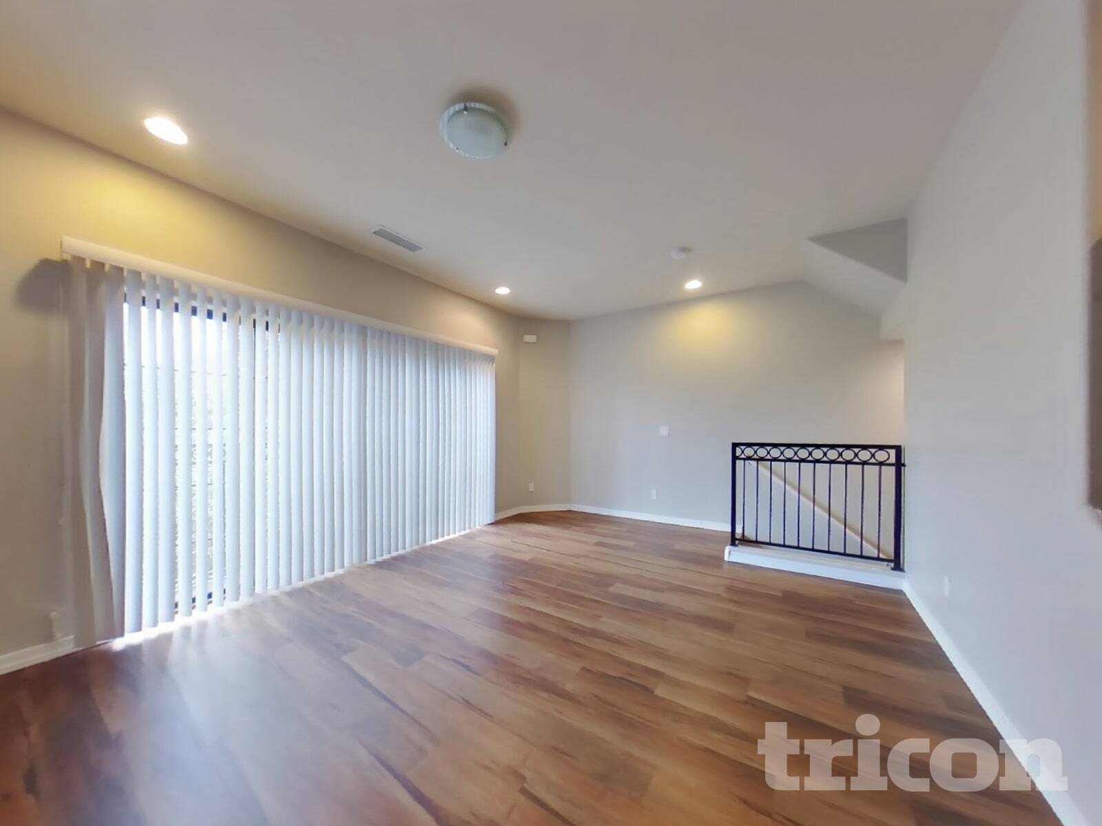 Building Photo - 3446 E Avalon Dr