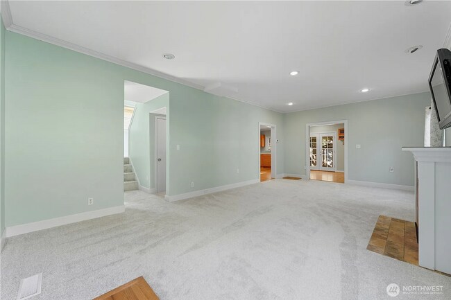 Building Photo - Stunning Newly Remodeled 3-Bed, 2-Bath Home in Great Location!