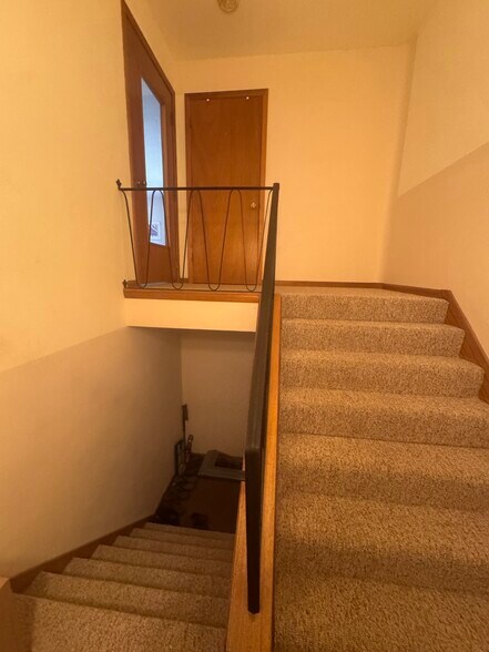 Building Photo - 2108 Campbell Rd