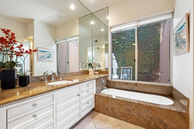 Building Photo - 47157 El Menara Cir