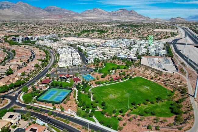 Building Photo - 11236 Rainbow Peak Ave