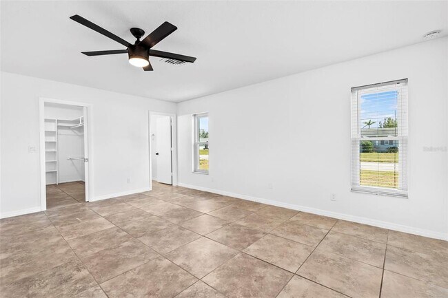 Building Photo - 269 Algiers Dr