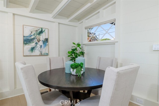 Building Photo - 1225 Gaviota Dr