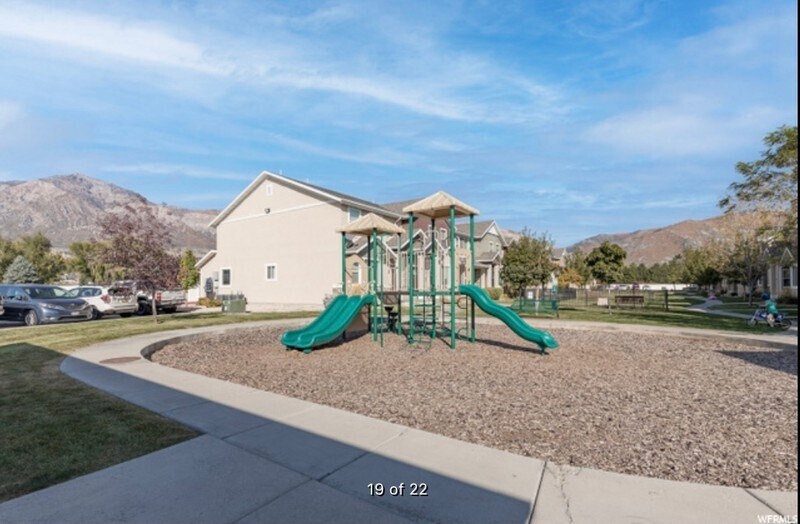 Building Photo - 255 W 2700 N
