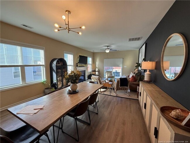 Building Photo - 2040 Stonewash Dr