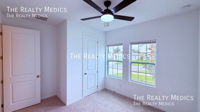 Building Photo - 1403 Sterling Pointe Dr