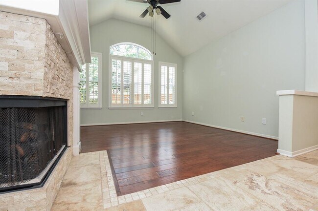 Building Photo - 158 W Sundance Cir