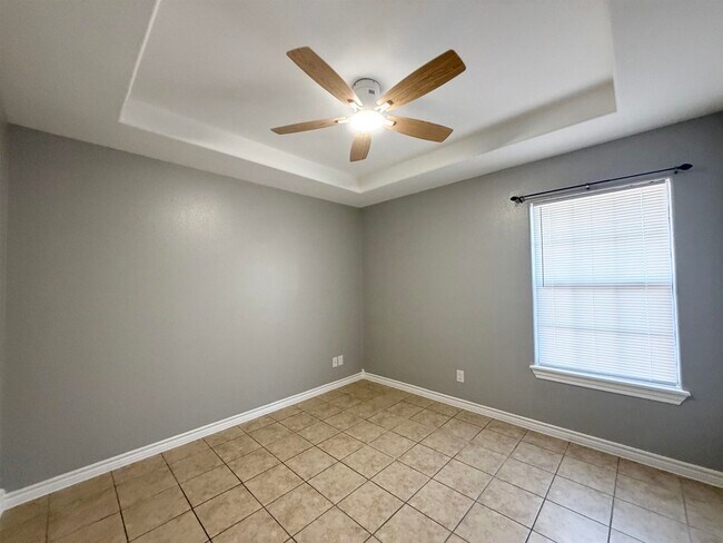 Building Photo - 9804 Cantera Ct