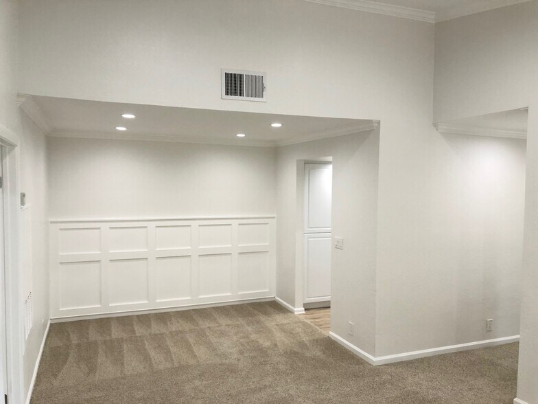 Building Photo - 25581 Indian Hill Ln